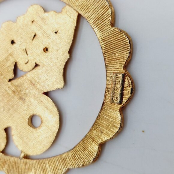 Rafaelian Necklace 1776-1976 Rpund Pendant Goldtone 2" 24" Chain - Picture 6 of 9